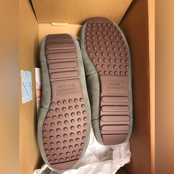 Very cozy house shoes - Picture 3 of 9